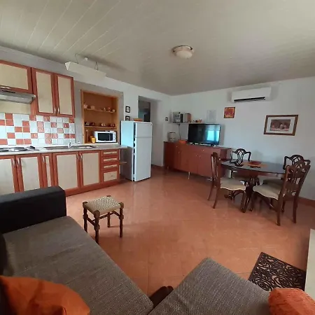 Apartment In Klanice/insel Krk 14692 *